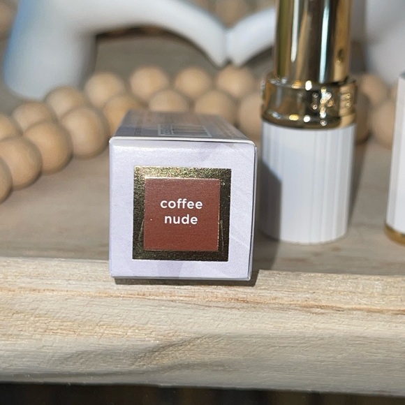 NABLA Matte Pleasure Lipstick In Coffee Nude (Coffee Brown) - Picture 3 of 12